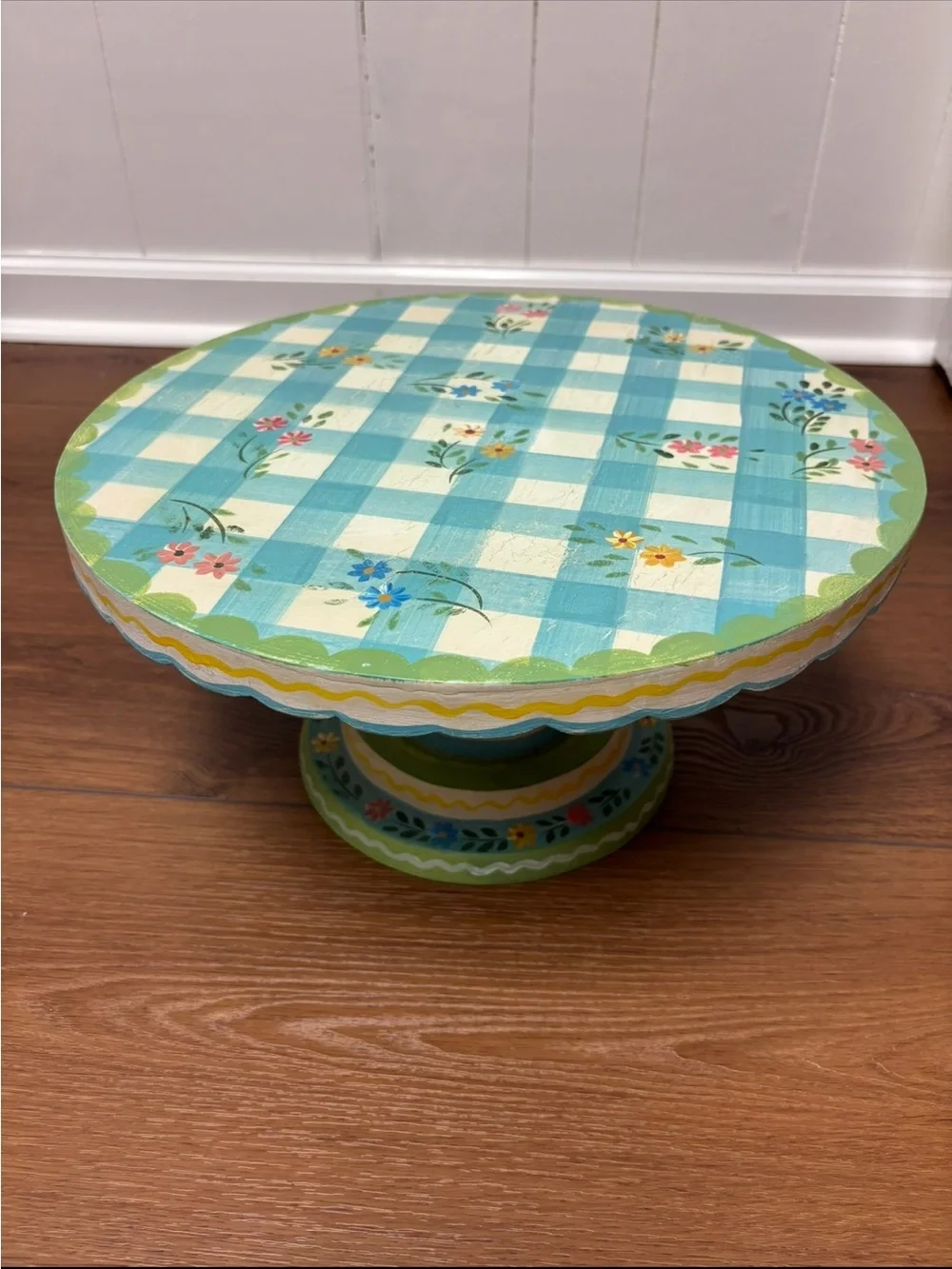 Hand-Painted Decorative Cake Stand